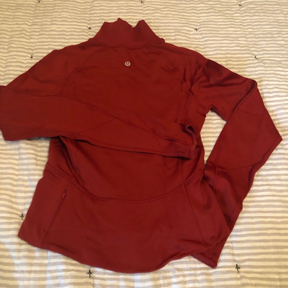 Lululemon cropped quarter zip
